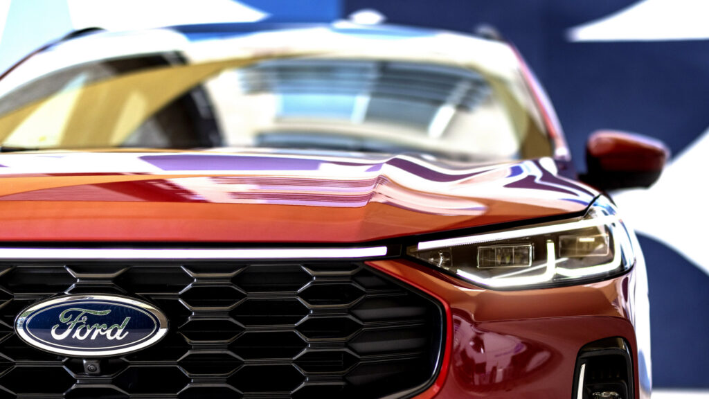 Ford Just Killed A Popular SUV And Dealers Are Not Happy