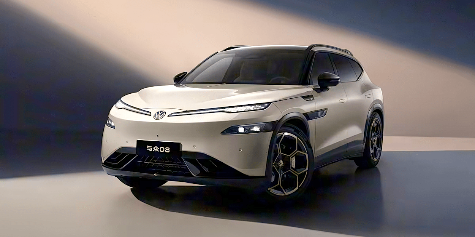 New electric VW packs XPeng tech, 800V electronics, and 425 mile range