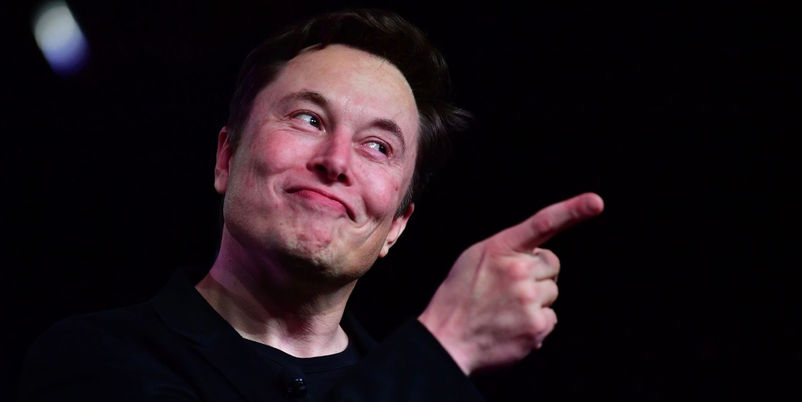 Tesla (TSLA) shareholders shoot selves in foot, approve Musk $1T payday (upd.)