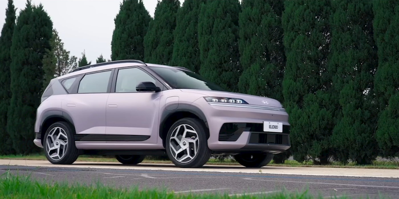 Hyundai’s new midsize electric SUV spotted overseas for the first time