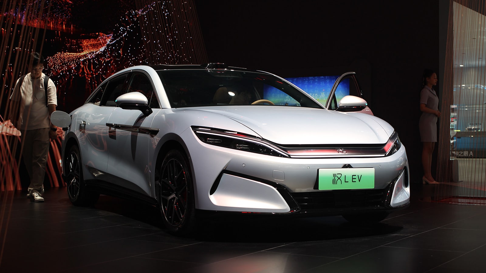 BYD aims for up to 1.6 million overseas sales in 2026, Citi says